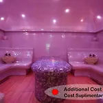 Royal With A Perfect View - Yamaluxe شقة بوخارست