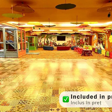 Royal With A Perfect View - Yamaluxe דירה בוקרשט