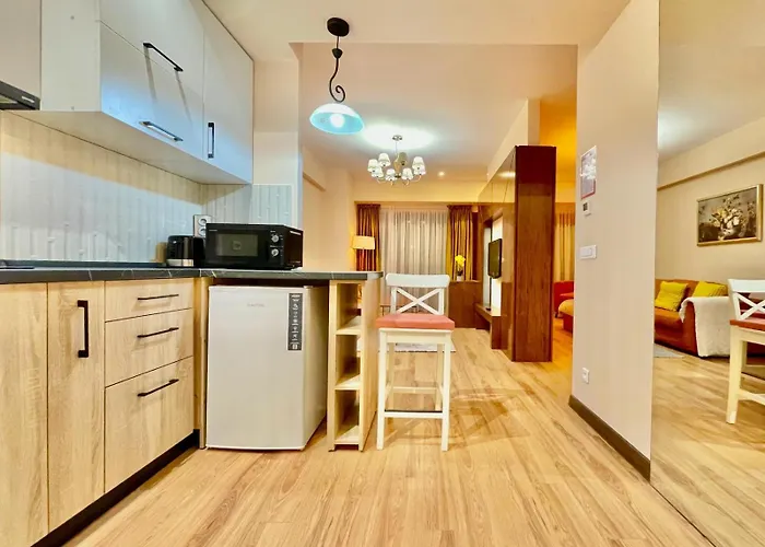 Royal With A Perfect View - Yamaluxe *