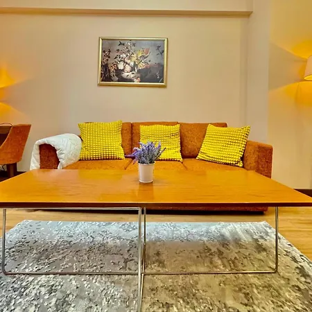 Royal With A Perfect View - Yamaluxe Bukareszt